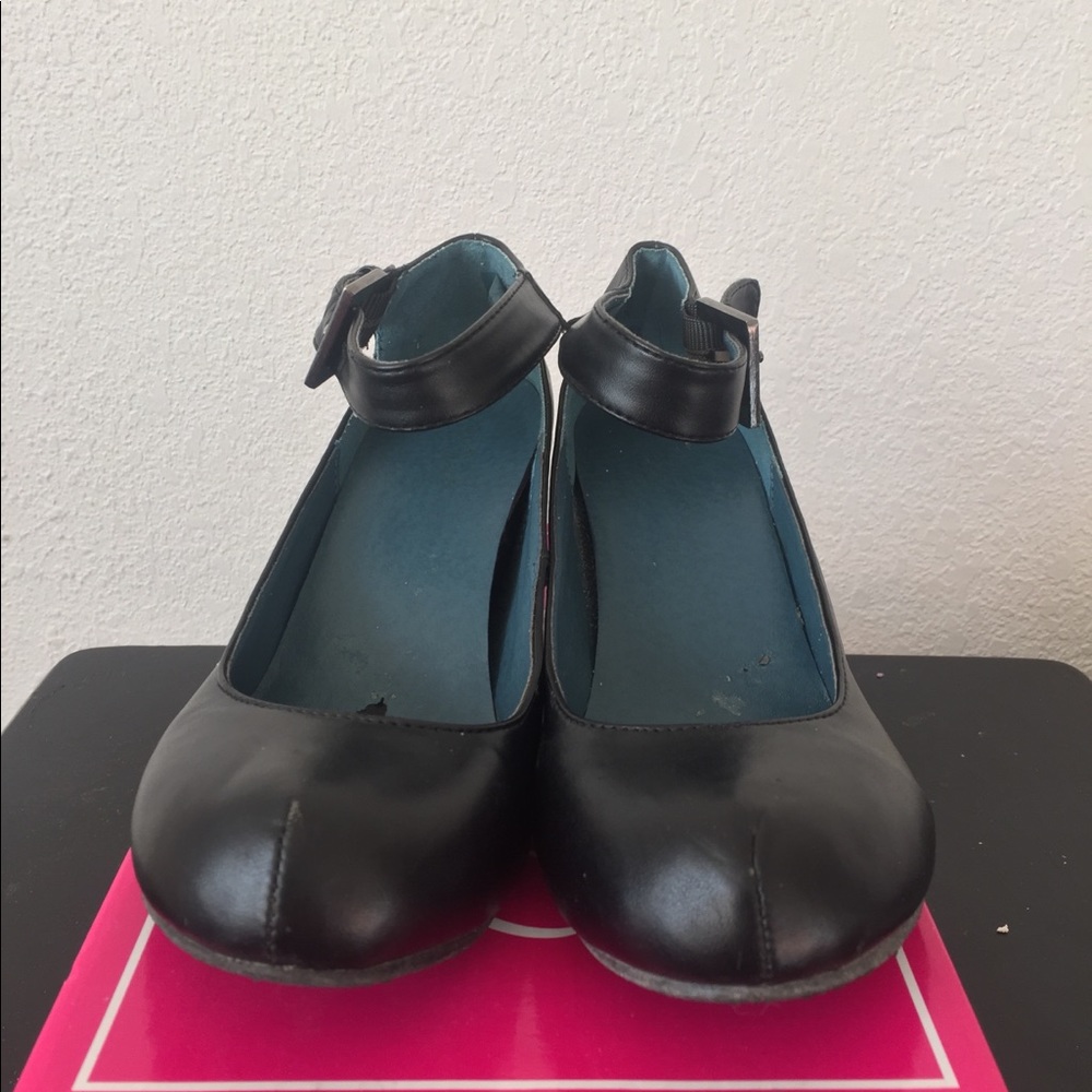 Wanted Wedge Pumps